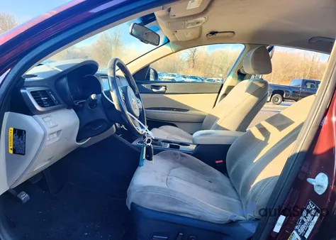 2016 Kia Optima Lx from USA, damaged, VIN 5XXGT4L19GG010763